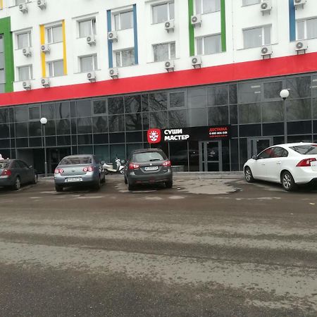 Smart-House Smart Kvartira S Kukhnei Vozle Metro. Киев Экстерьер фото