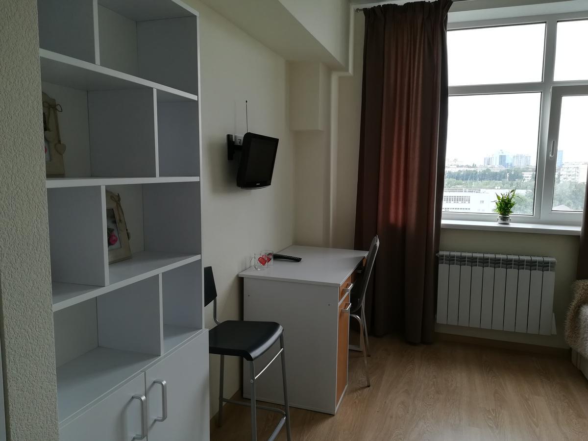 Smart-House Smart Kvartira S Kukhnei Vozle Metro. Киев Экстерьер фото